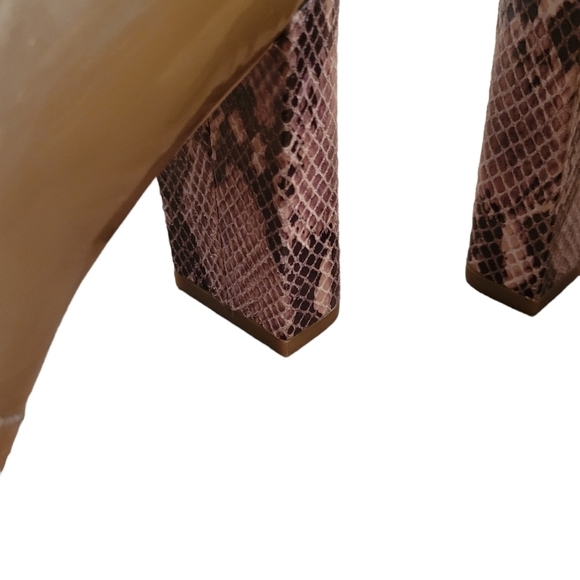 Anne Klein Iflex Patent Leather Heels Size 8 - Picture 6 of 13